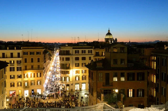 stefano6664 / Flickr / CC-BY 2.0 Площадь Испании